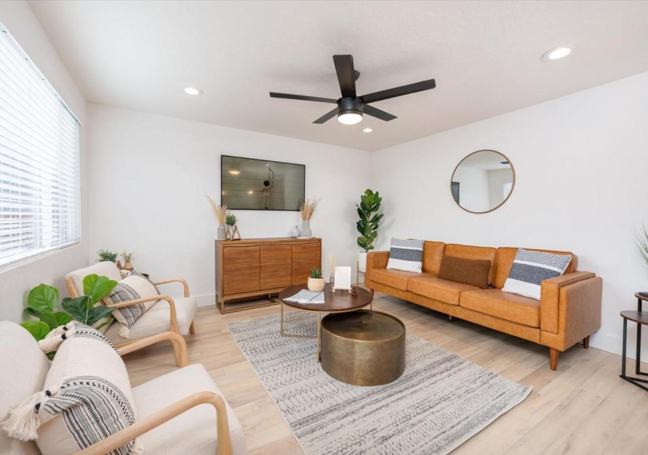 Mid Century Modern Boise-River Bungalow W/ Hot Tub Exterior photo